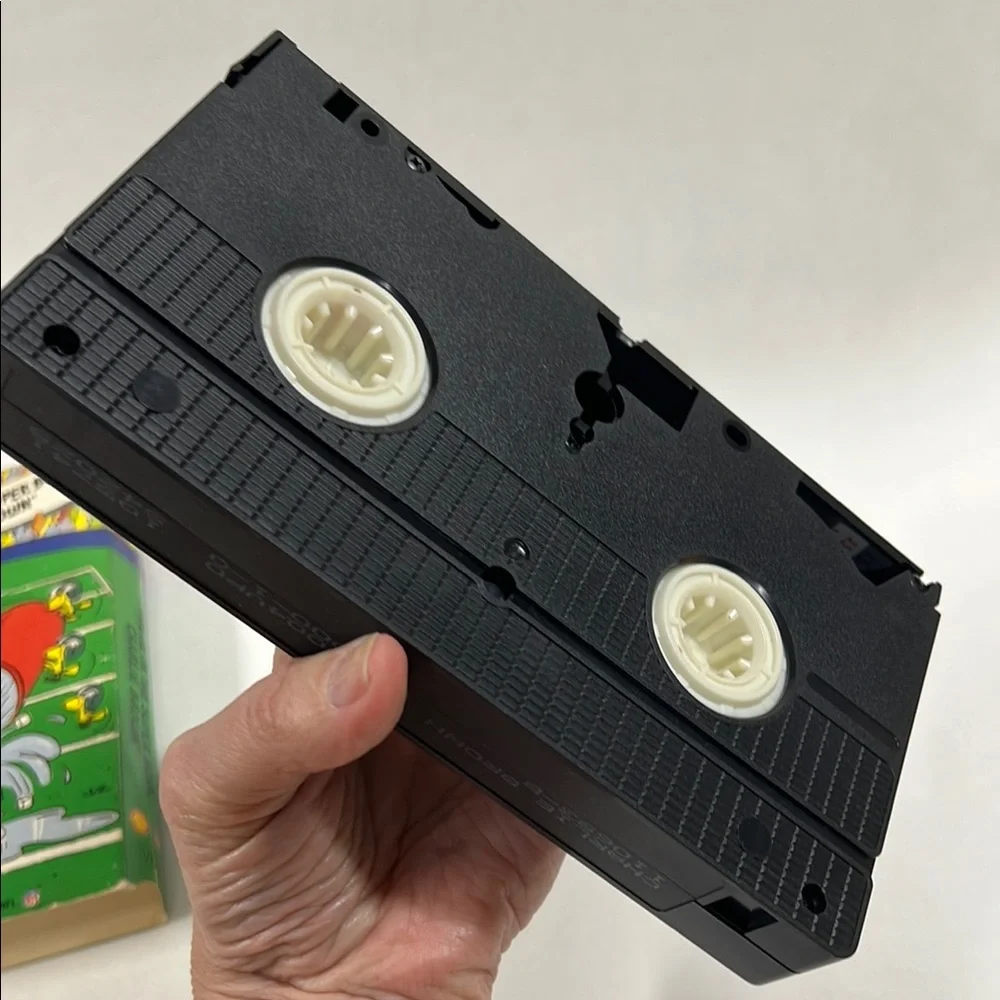 Vintage Charlie Brown “You're in the Super Bowl”VHS Tape 1993